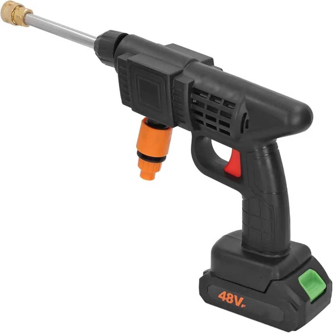Cordless pressure washer for car cleaning